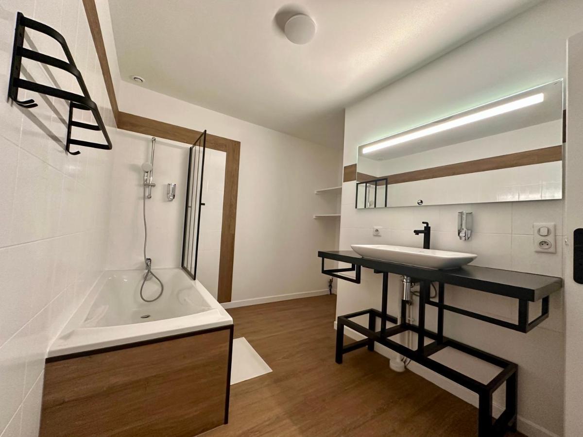 Гостевой дом L'Atelier Loft Фушран Экстерьер фото